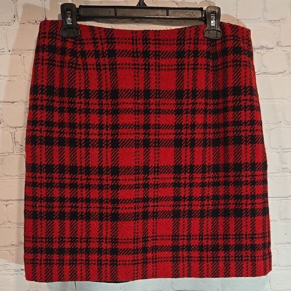 Eddie Bauer Wool Red And Black Mini Skirt Size 12 - Picture 1 of 7